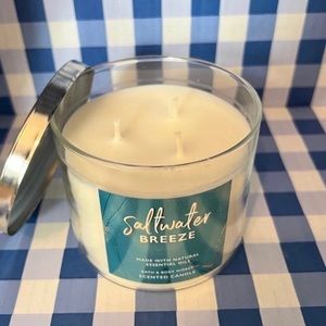 Bath and Body Works Saltwater Breeze 3 Wick Candle